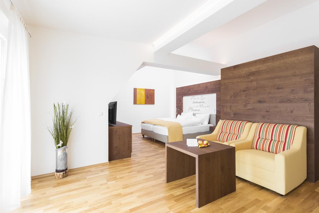 Joglland Hotel Prettenhofer Wenigzell Zewnętrze zdjęcie